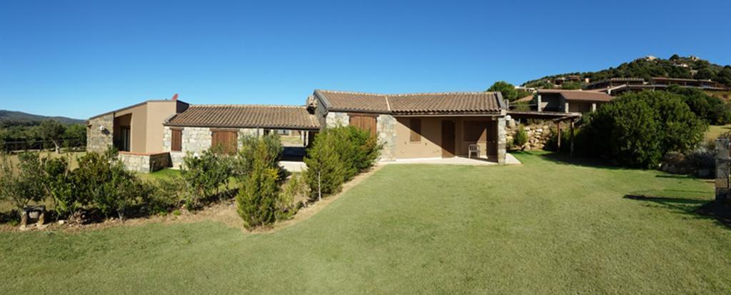 Casa Bithia Villa Chia Exteriör bild